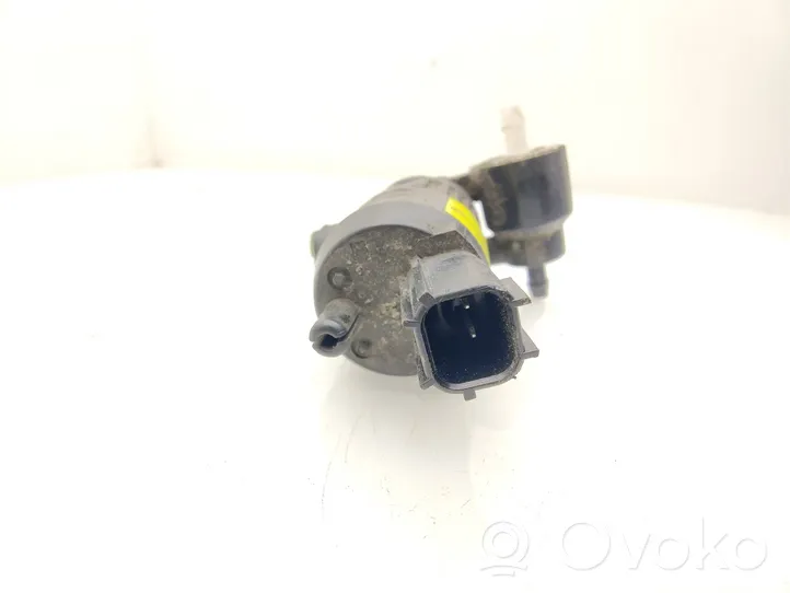 Ford Mondeo MK V Pompa lavavetri parabrezza/vetro frontale DV6117664AA