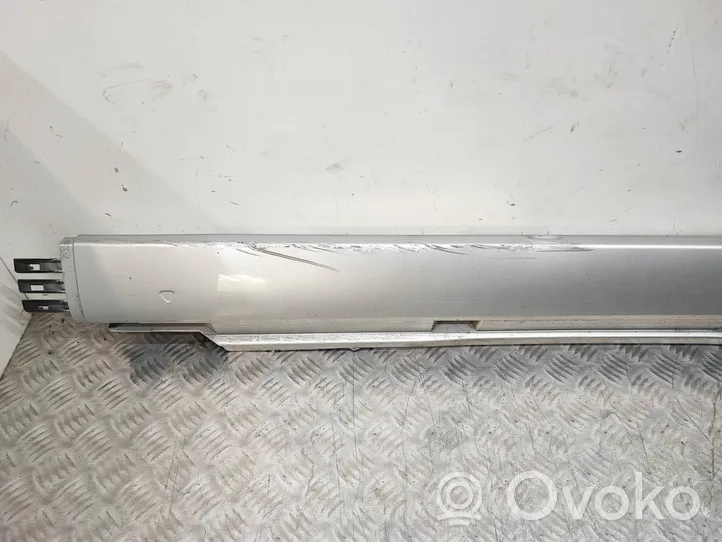 Volkswagen PASSAT B7 Sill 3AA853856