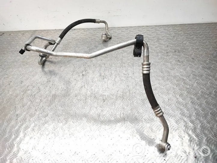 Volkswagen PASSAT B7 Air conditioning (A/C) pipe/hose 3C0820743BR