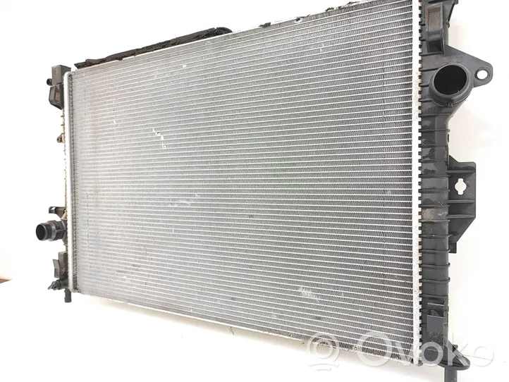 Volvo V40 Radiateur de refroidissement 31319064