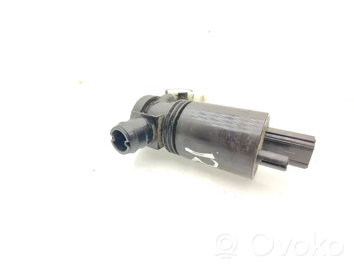 Volvo V40 Pompe de lave-glace de pare-brise 1026810