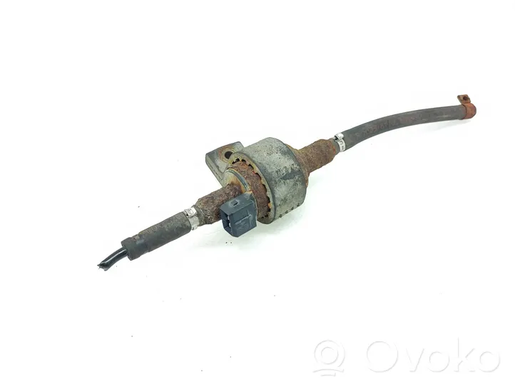 Volkswagen Transporter - Caravelle T5 Webasto auxiliary heater fuel pump 89372A