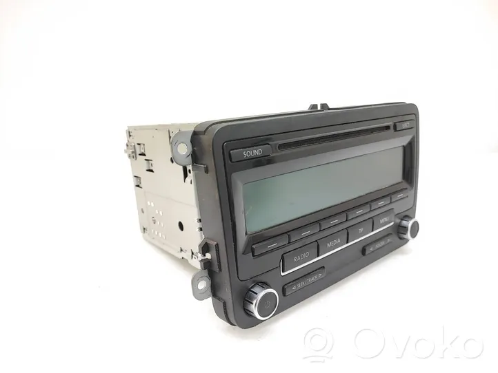 Volkswagen Transporter - Caravelle T5 Panel / Radioodtwarzacz CD/DVD/GPS 5M0035186AA