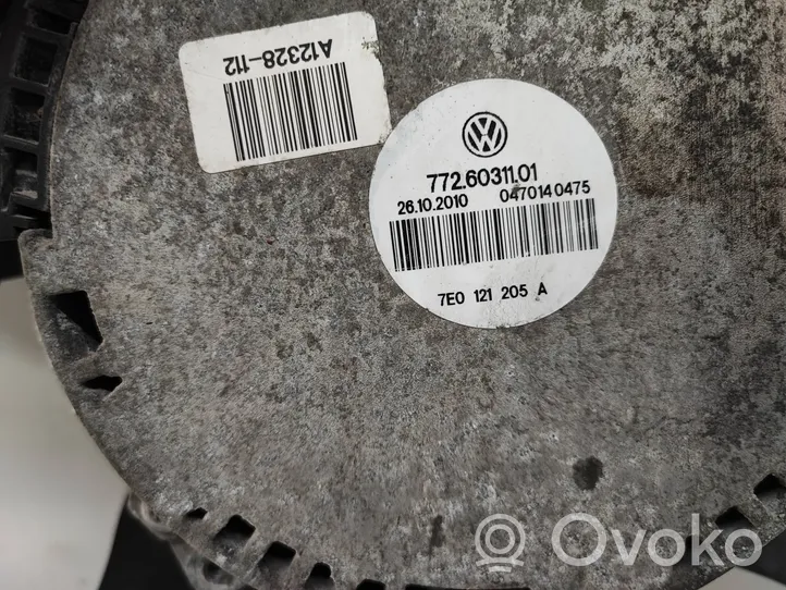 Volkswagen Transporter - Caravelle T5 Elektryczny wentylator chłodnicy 7E0121205A