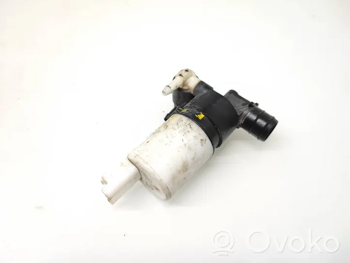 Peugeot Partner Pompe de lave-glace de pare-brise 8200295685