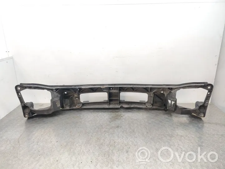 Opel Vivaro Pannello di supporto del radiatore 8200106571