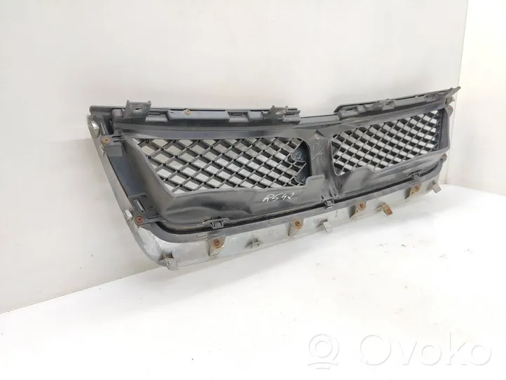 Suzuki Grand Vitara II Grille calandre supérieure de pare-chocs avant 7174365J0