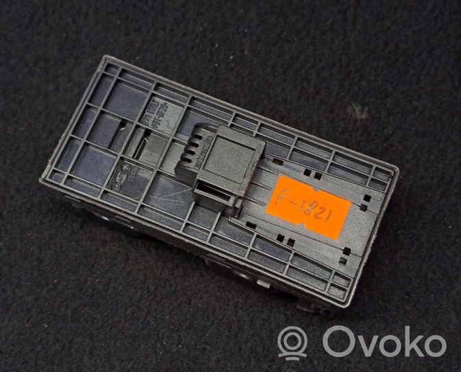 Audi Q5 SQ5 Sähkötoimisen ikkunan ohjauskytkin 8K0959851D