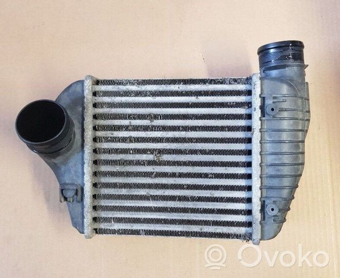 Audi A6 S6 C6 4F Chłodnica powietrza doładowującego / Intercooler 4F0145805AA