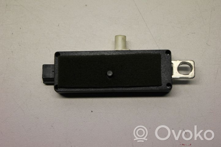 Volkswagen Transporter - Caravelle T5 Amplificatore antenna 7H5035577J