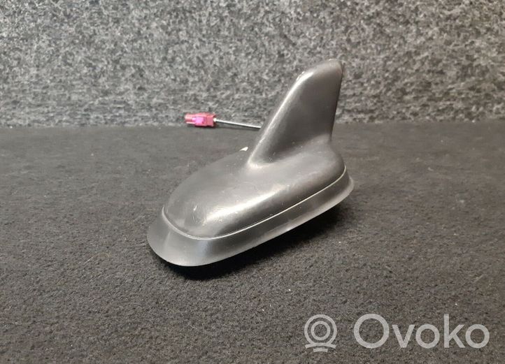 Volkswagen Touran I Antena (GPS antena) 3C0035507M