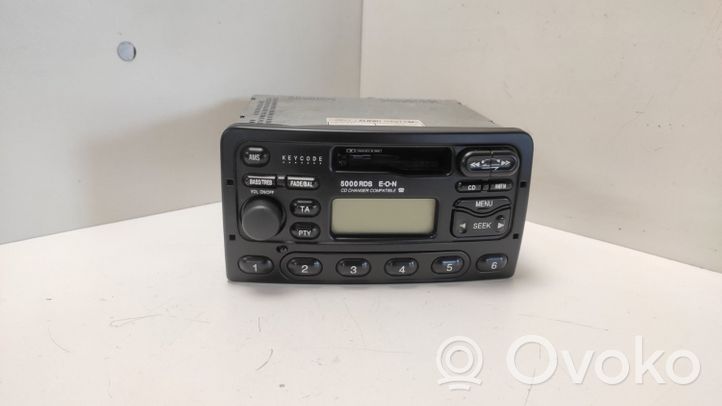 Ford Focus Panel / Radioodtwarzacz CD/DVD/GPS 98AP18K876