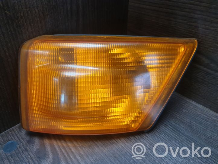 Iveco Daily 35 - 40.10 Clignotant avant 500320426