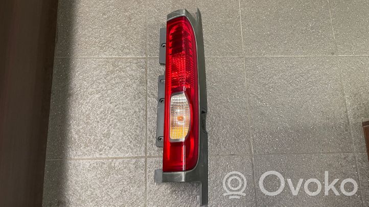 Renault Trafic II (X83) Lampa tylna 93857722