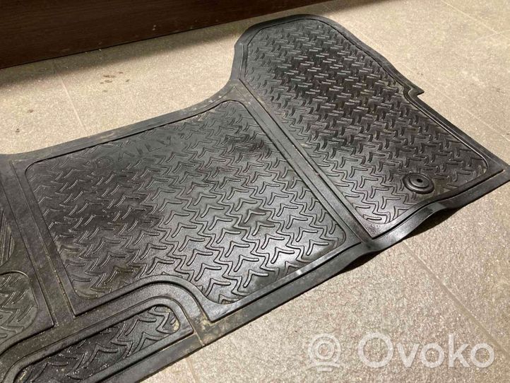 Iveco Daily 5th gen Tapis de sol avant 2994930