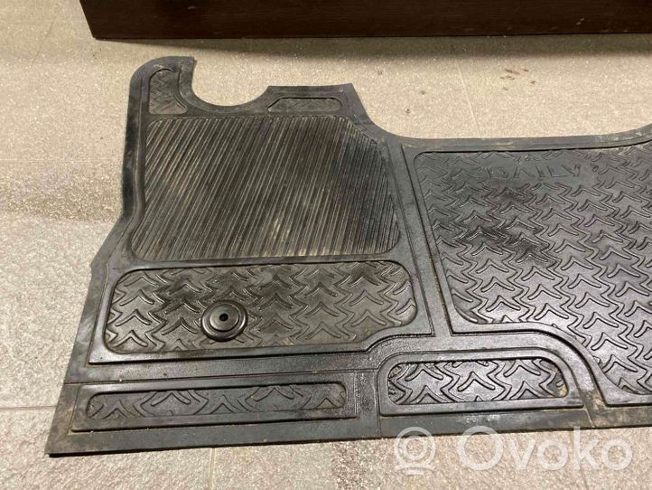 Iveco Daily 5th gen Tapis de sol avant 2994930