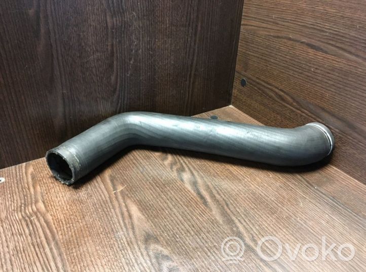 Iveco Daily 5th gen Durite de refroidissement tube 