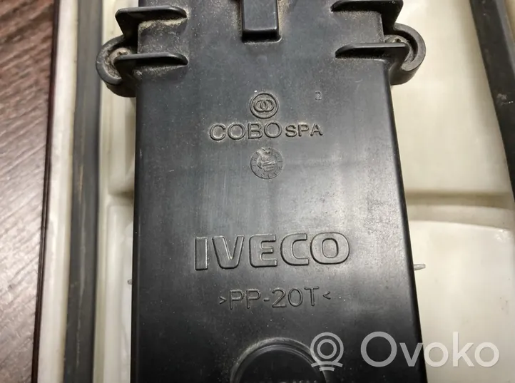 Iveco Daily 4th gen Lampa tylna 69500591