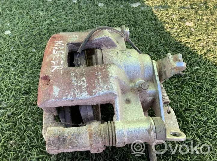 Renault Master III Caliper del freno trasero 440011819R