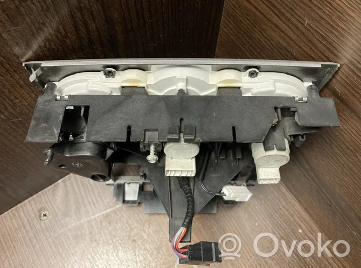 Iveco Daily 4th gen Panel klimatyzacji 5801259634