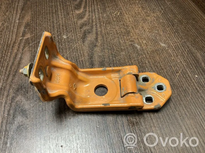 Renault Master III Loading door lower hinge 804000006R