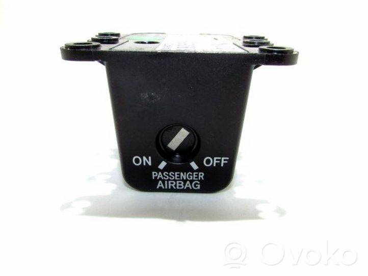 Daihatsu Cuore Passenger airbag on/off switch 