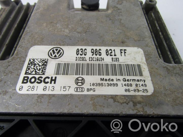 Volkswagen Caddy Moottorin ohjainlaite/moduuli 