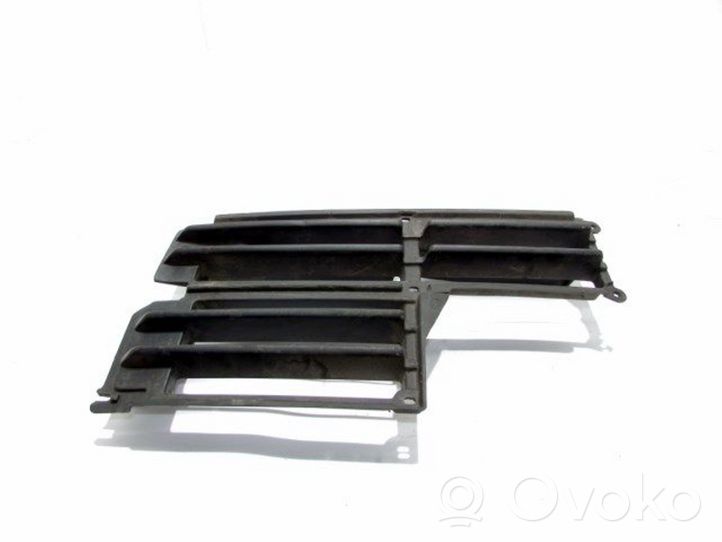 Daihatsu YRV Front grill 