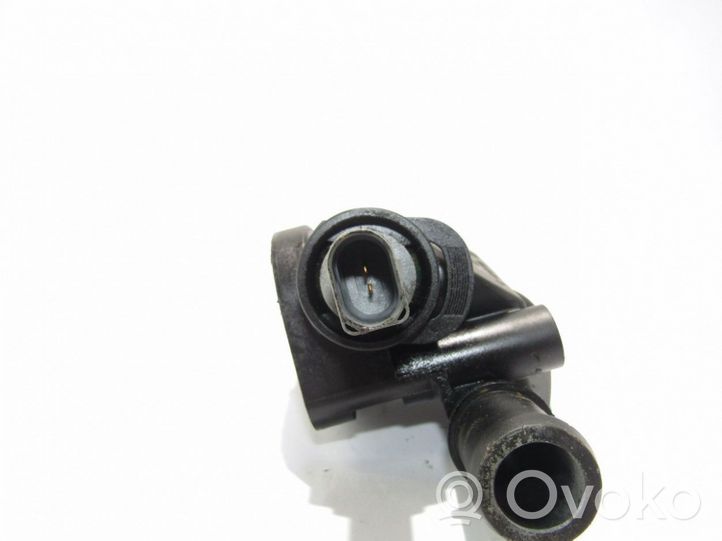 Volkswagen Touran I Thermostat housing 