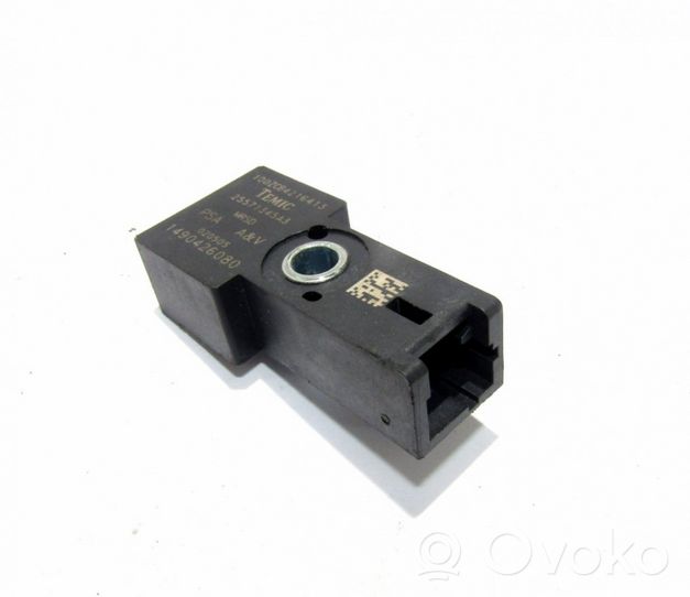 Peugeot 1007 Airbagsensor Crashsensor Drucksensor 