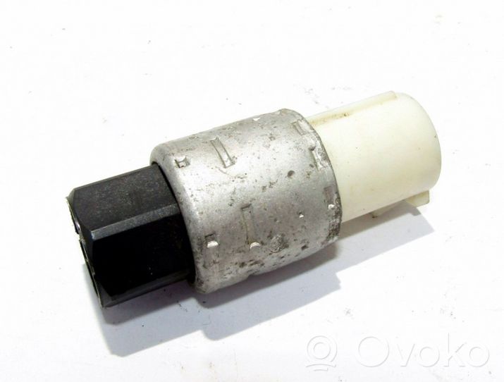 Ford Fiesta Oil pressure sensor 