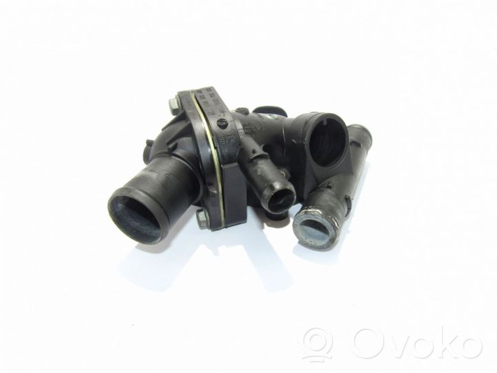 Volvo S40, V40 Boîtier de thermostat 