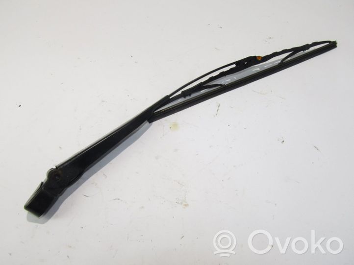 Mercedes-Benz Vaneo W414 Rear wiper blade arm 