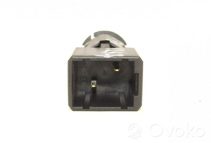 Dacia Logan I Brake pedal sensor switch 