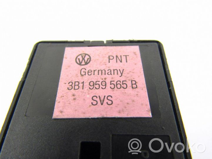 Volkswagen PASSAT B5 Veidrodėlių jungtukas 