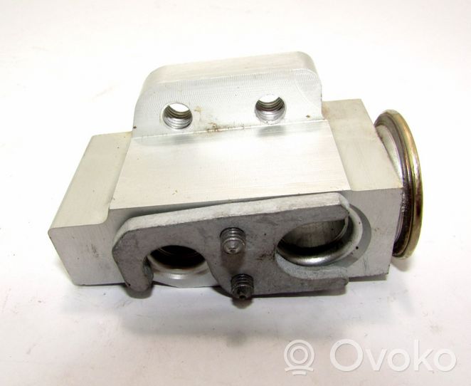 Skoda Yeti (5L) Air conditioning (A/C) expansion valve 