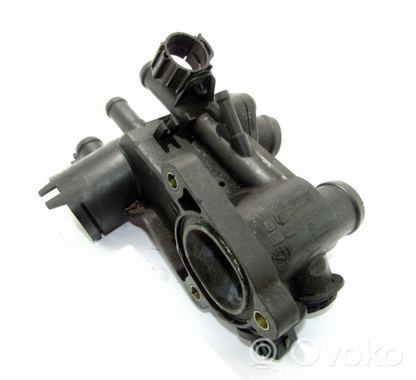 Volkswagen Golf IV Thermostat housing 