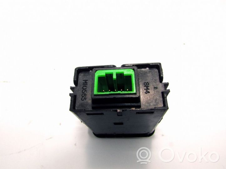 Honda CR-V Headlight level height control switch 