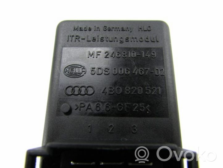 Audi A6 Allroad C5 Relais de commande ventilateur chauffage 