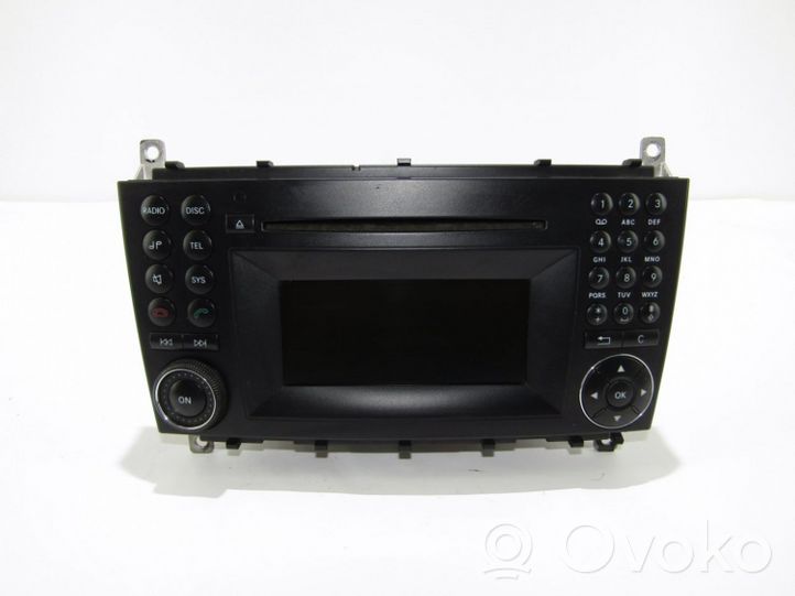 Mercedes-Benz CLC CL203 Panel / Radioodtwarzacz CD/DVD/GPS 