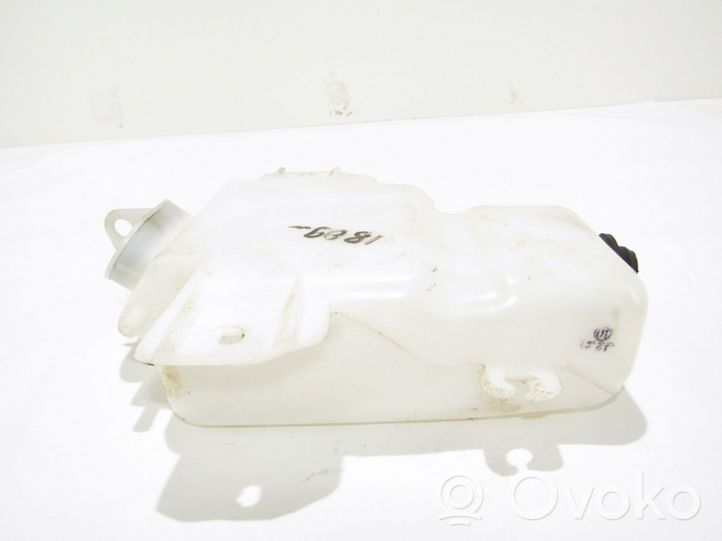 Mitsubishi Pajero Windshield washer fluid reservoir/tank 