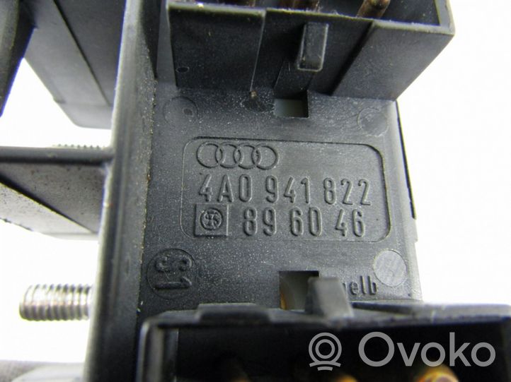 Audi A8 S8 D2 4D Module de fusibles 