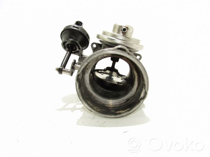 Volkswagen Touareg I Electric throttle body valve 