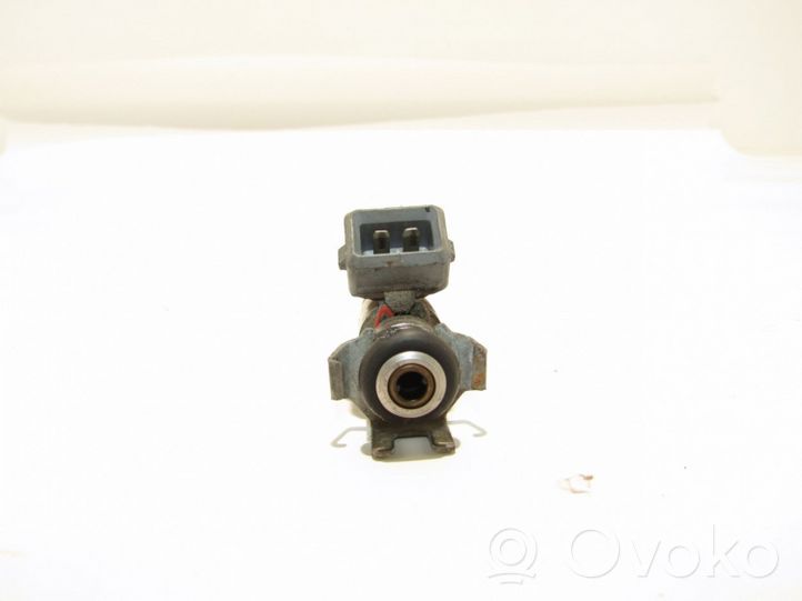 Audi A2 Fuel injector 