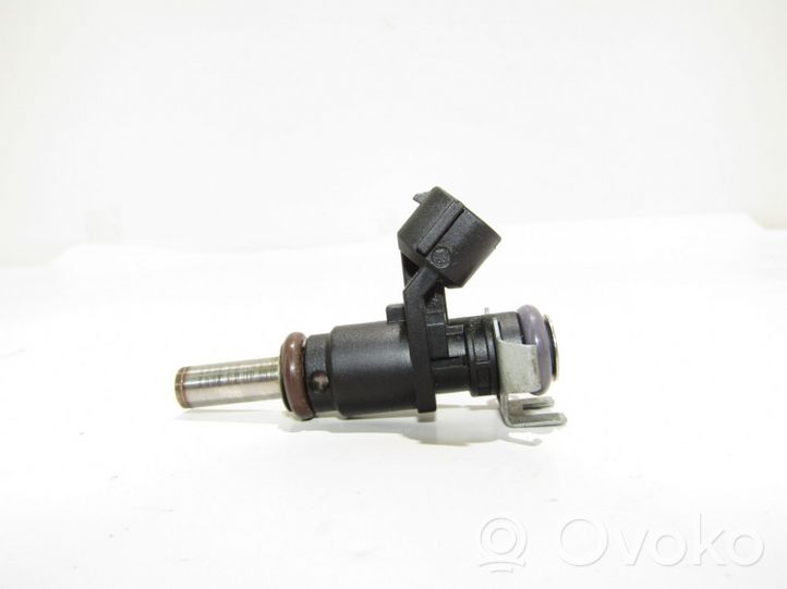 Skoda Fabia Mk3 (NJ) Injecteur de carburant 