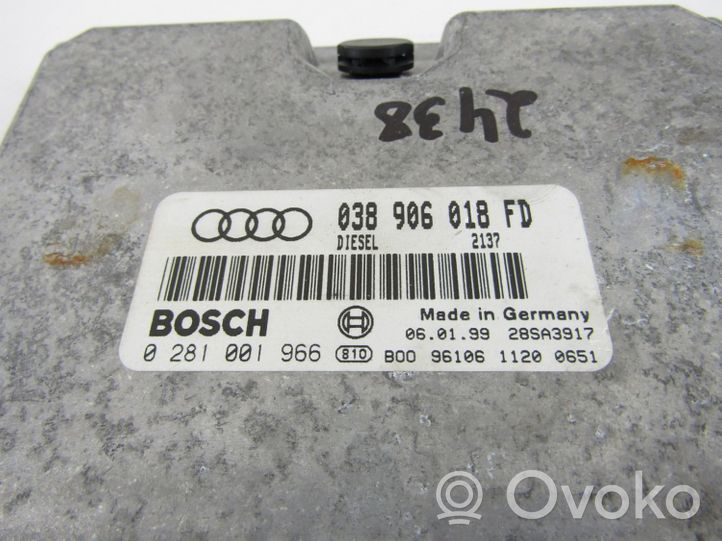 Audi A4 S4 B5 8D Moottorin ohjainlaite/moduuli 