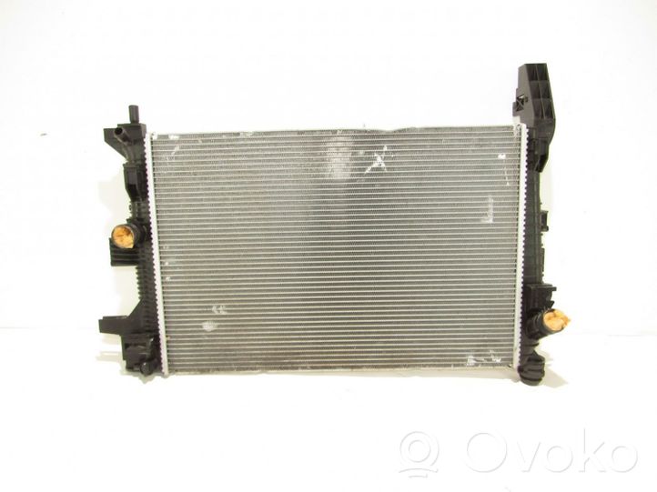 Ford C-MAX II Radiateur de refroidissement 