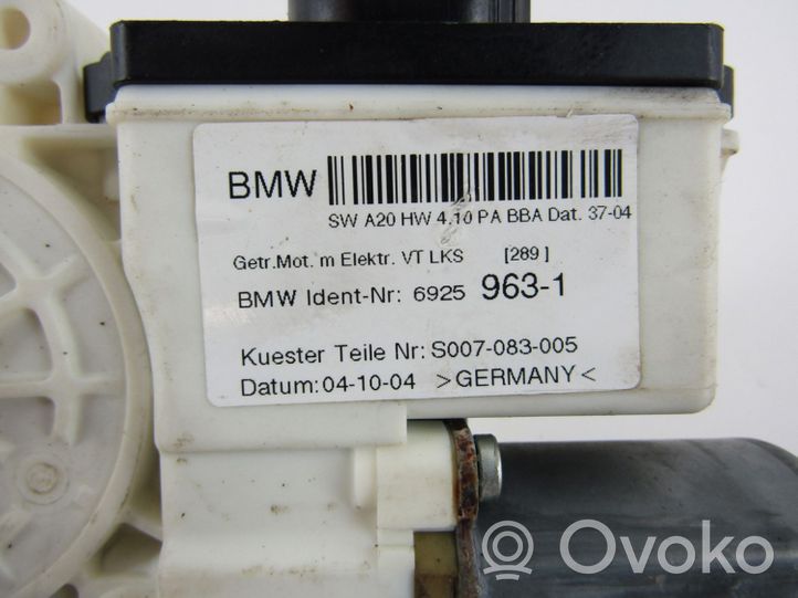 BMW X3 E83 Motorino alzacristalli della portiera anteriore 