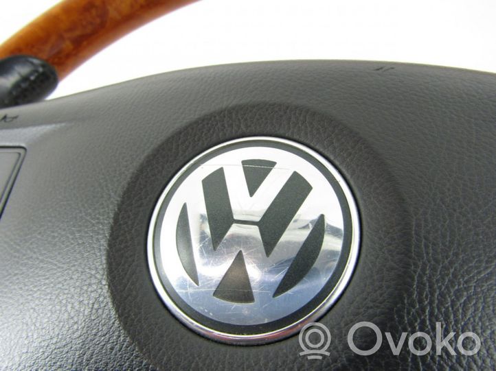 Volkswagen Phaeton Steering wheel 