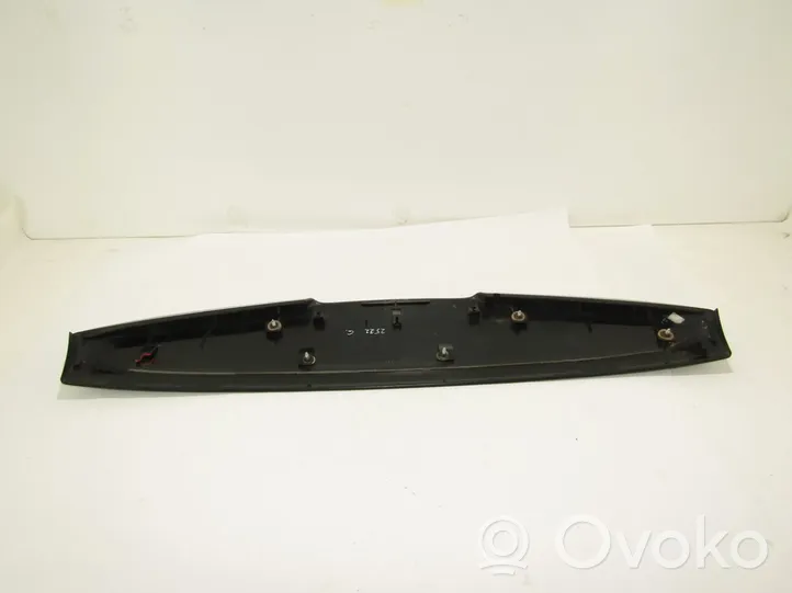 Toyota Avensis T250 Set rivestimento portellone posteriore/bagagliaio 